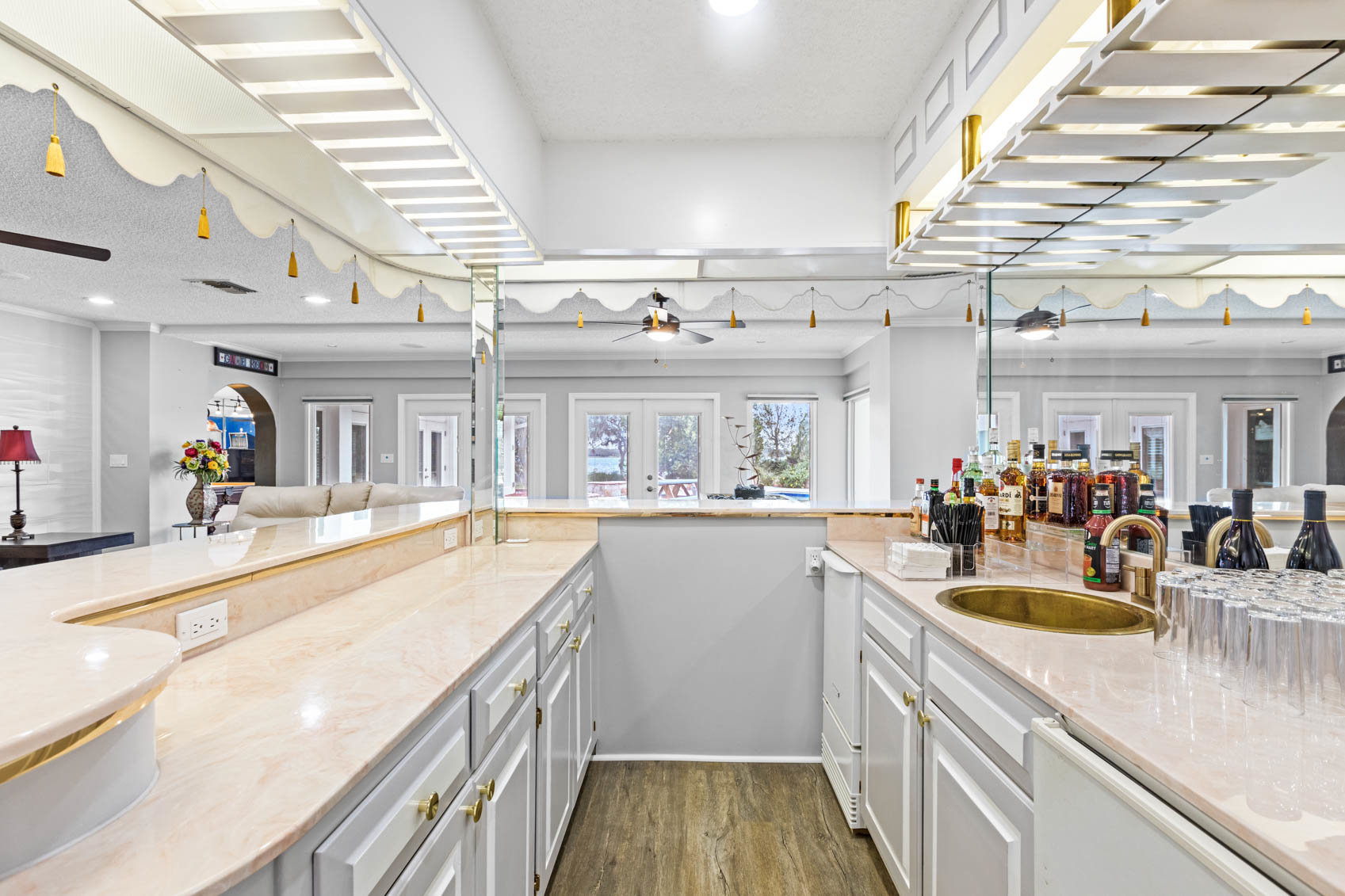 inside bar